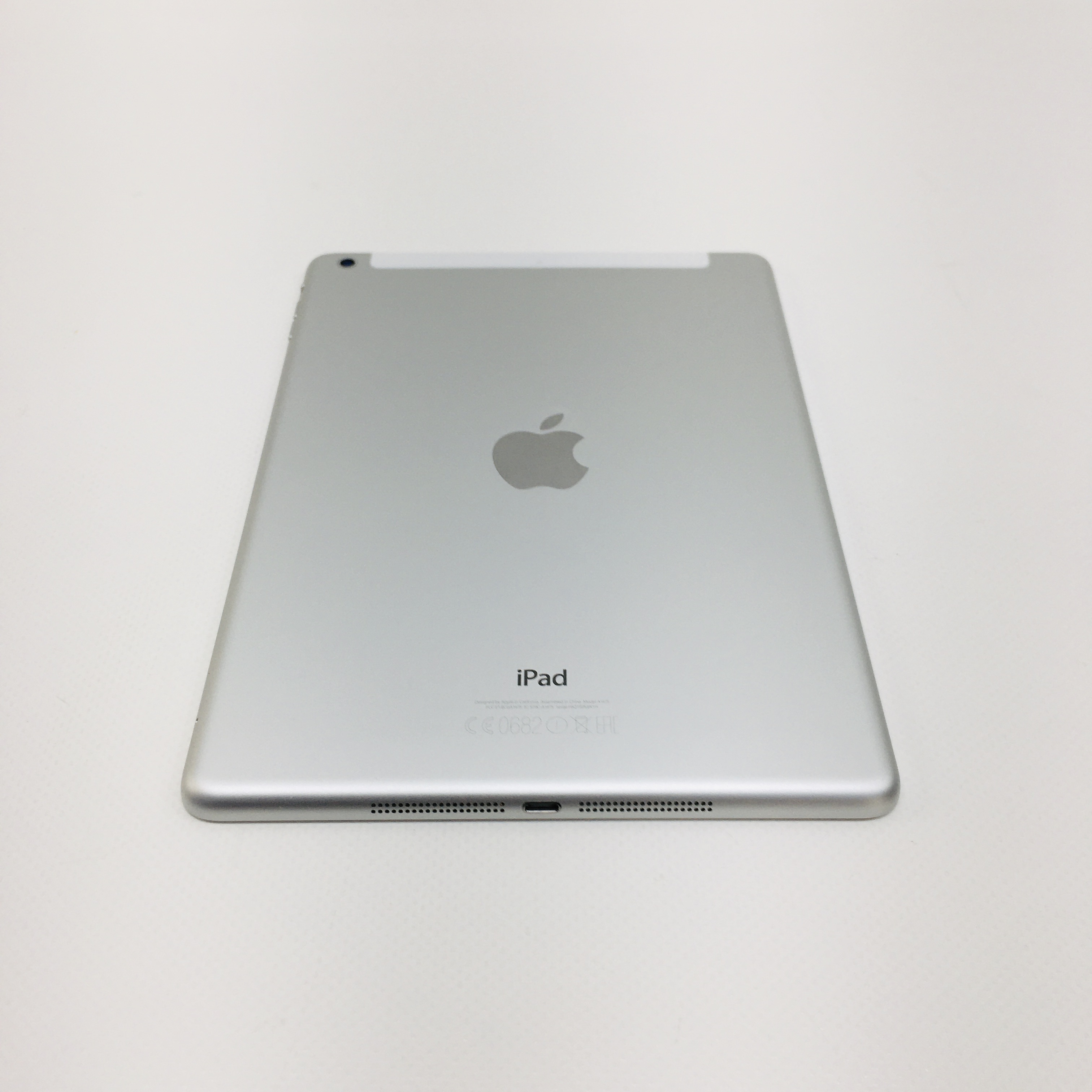 iPad Air Wi-Fi Cellular 128GB / Silver - mResell.com.au