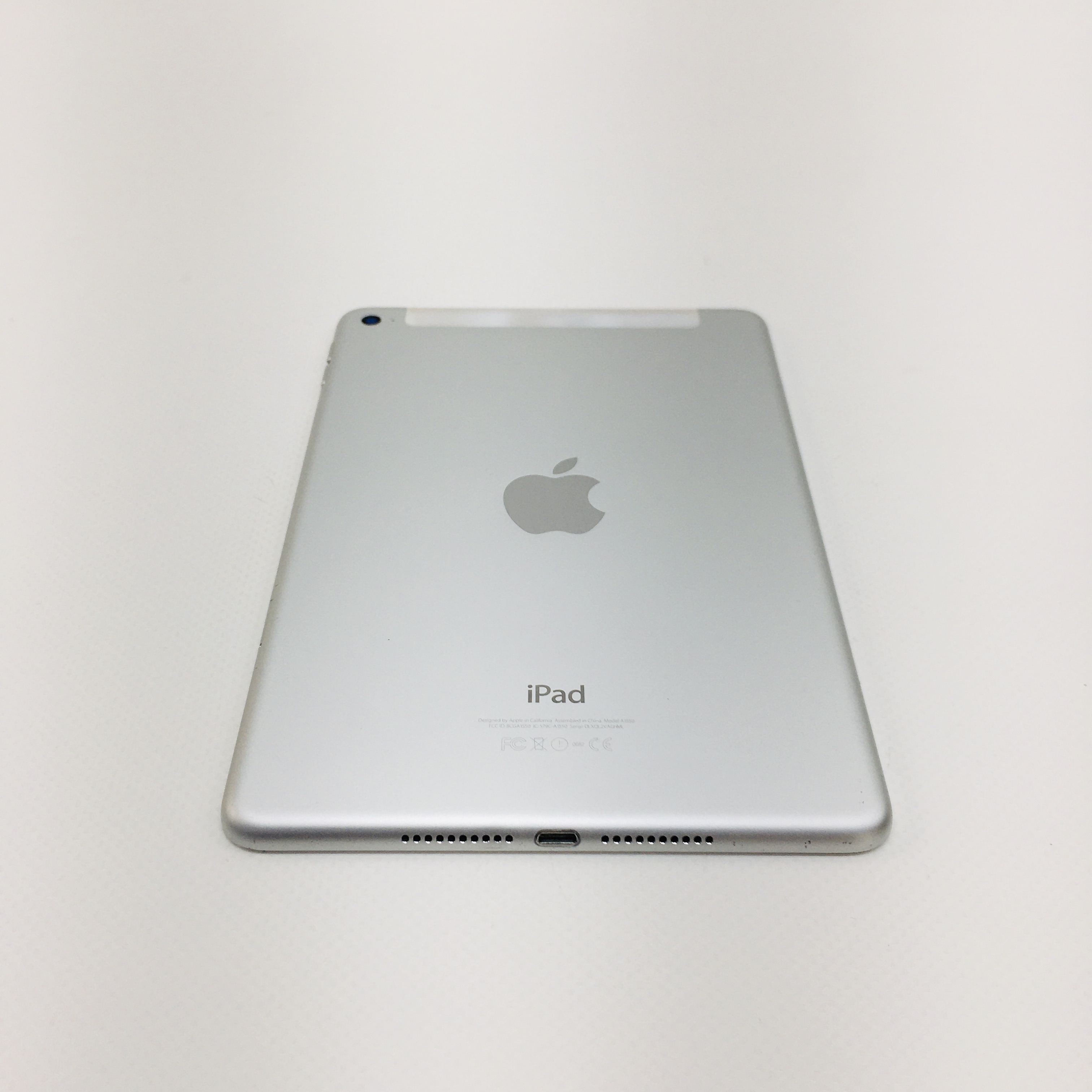iPad mini 4 Wi-Fi + Cellular 64GB, 64GB, Silver, image 4