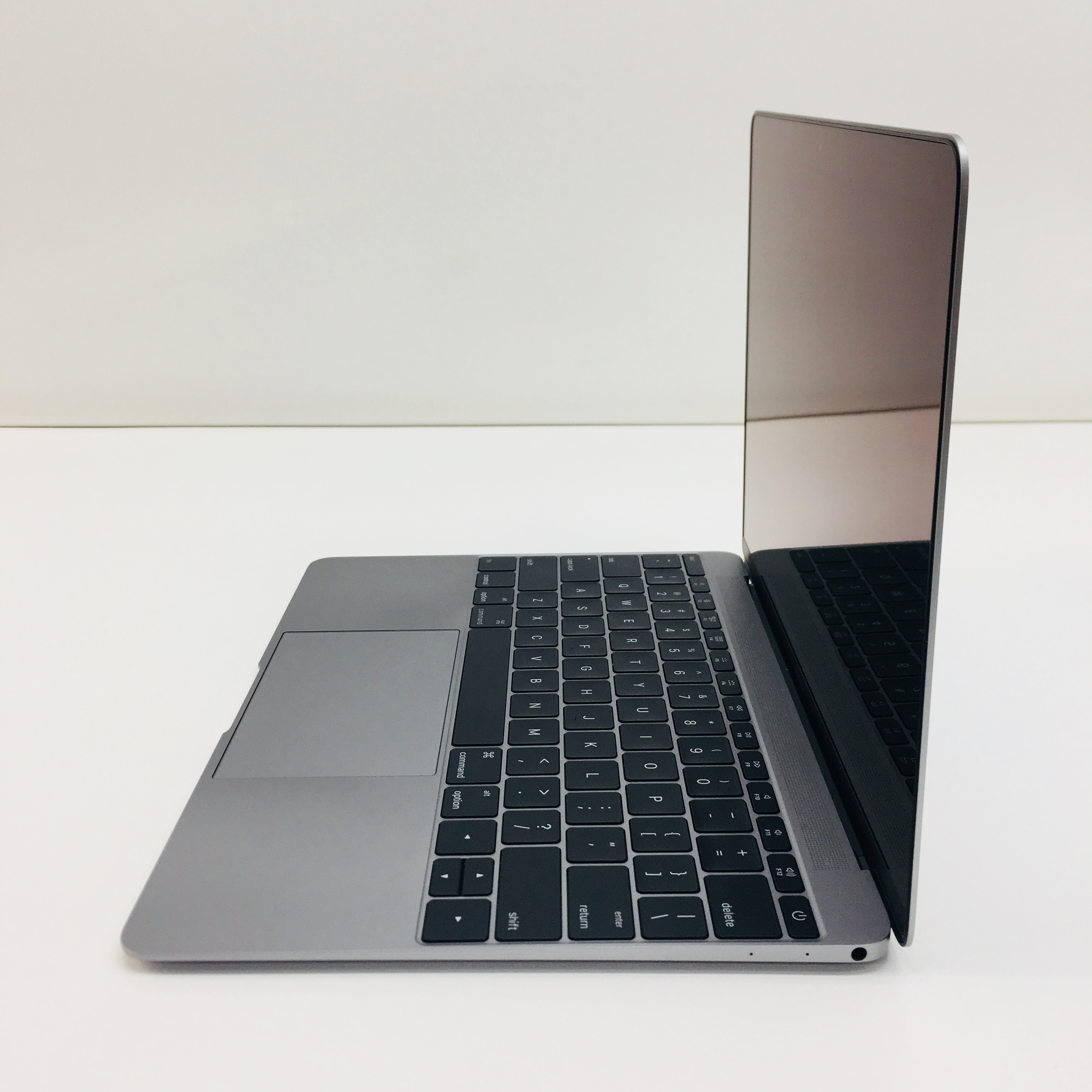 refurbished macbook 2016 refurbished macbook 2016