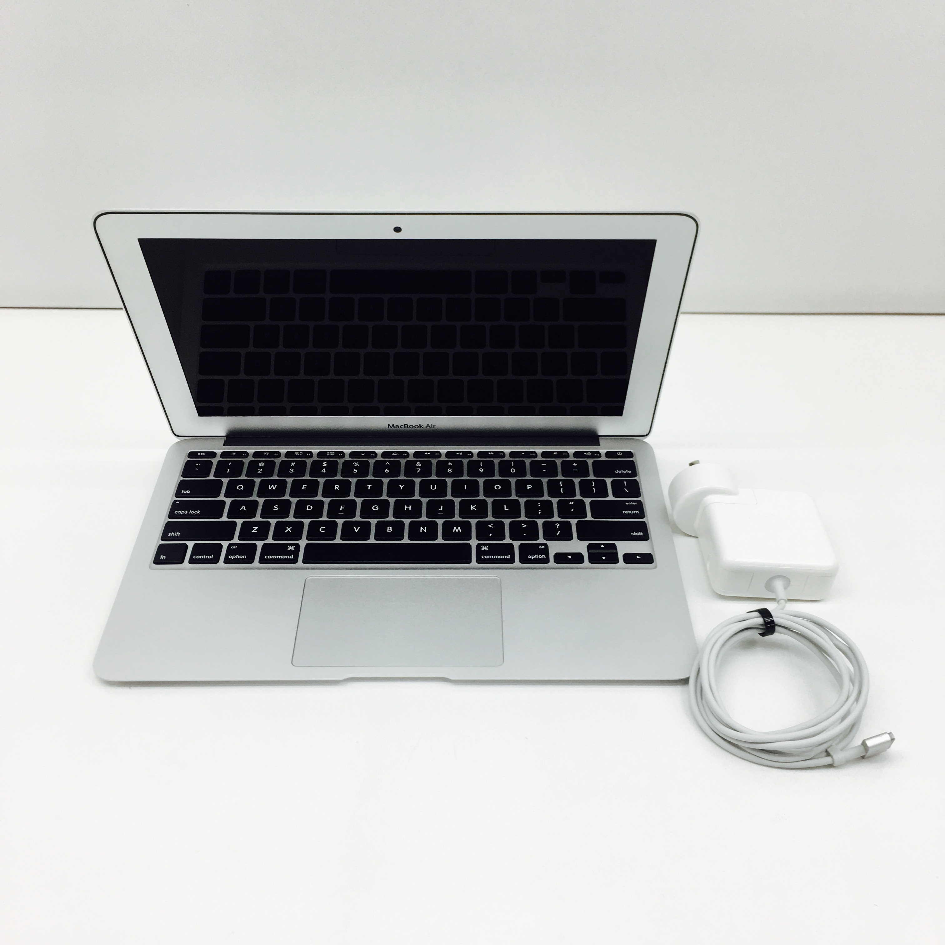 refurbished macbook air 11 inch