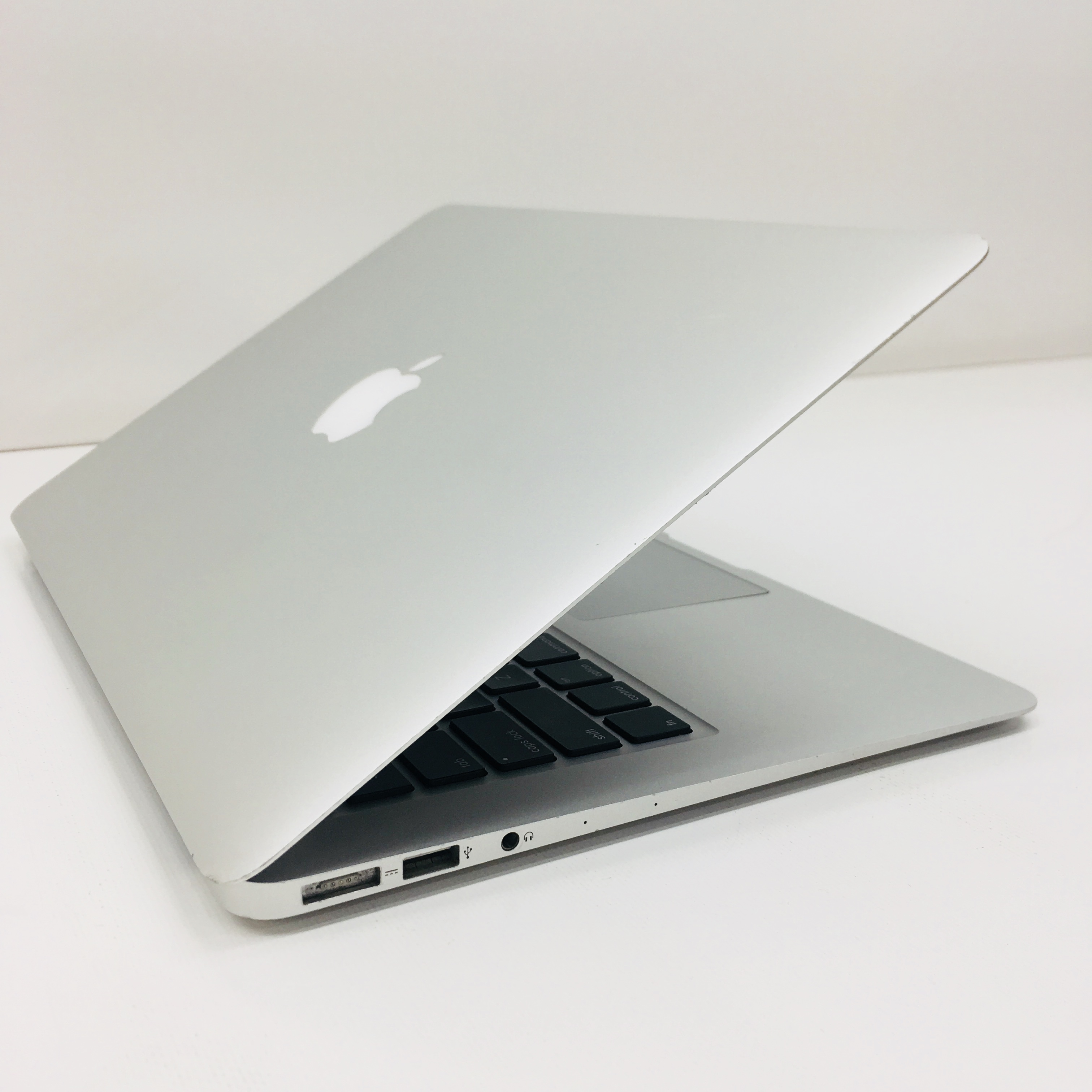 【2021最新作】 APPLE MacBook Air MACBOOK AIR early 2015 sushitai.com.mx