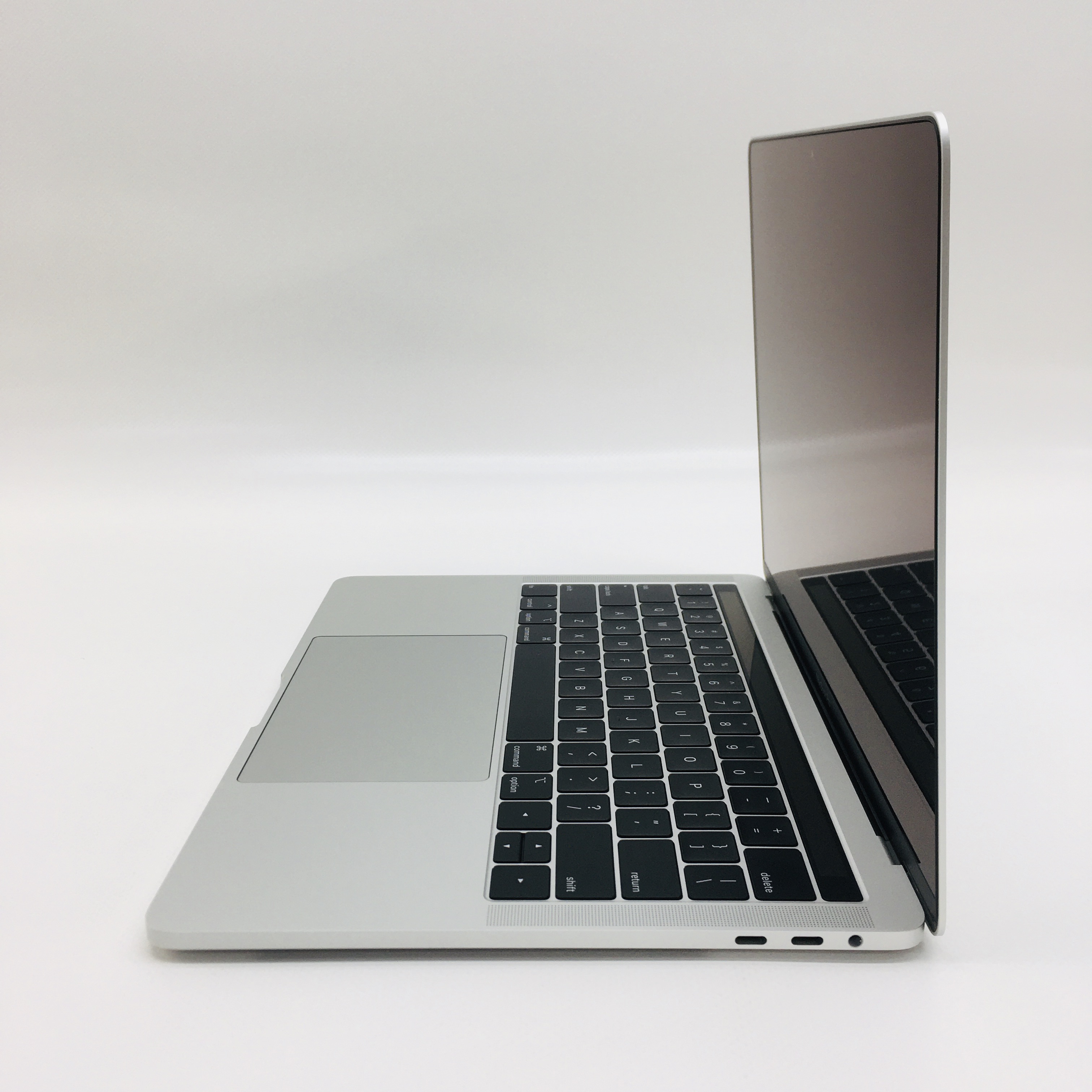 2016 macbook pro 13 inch 16gb on amazon
