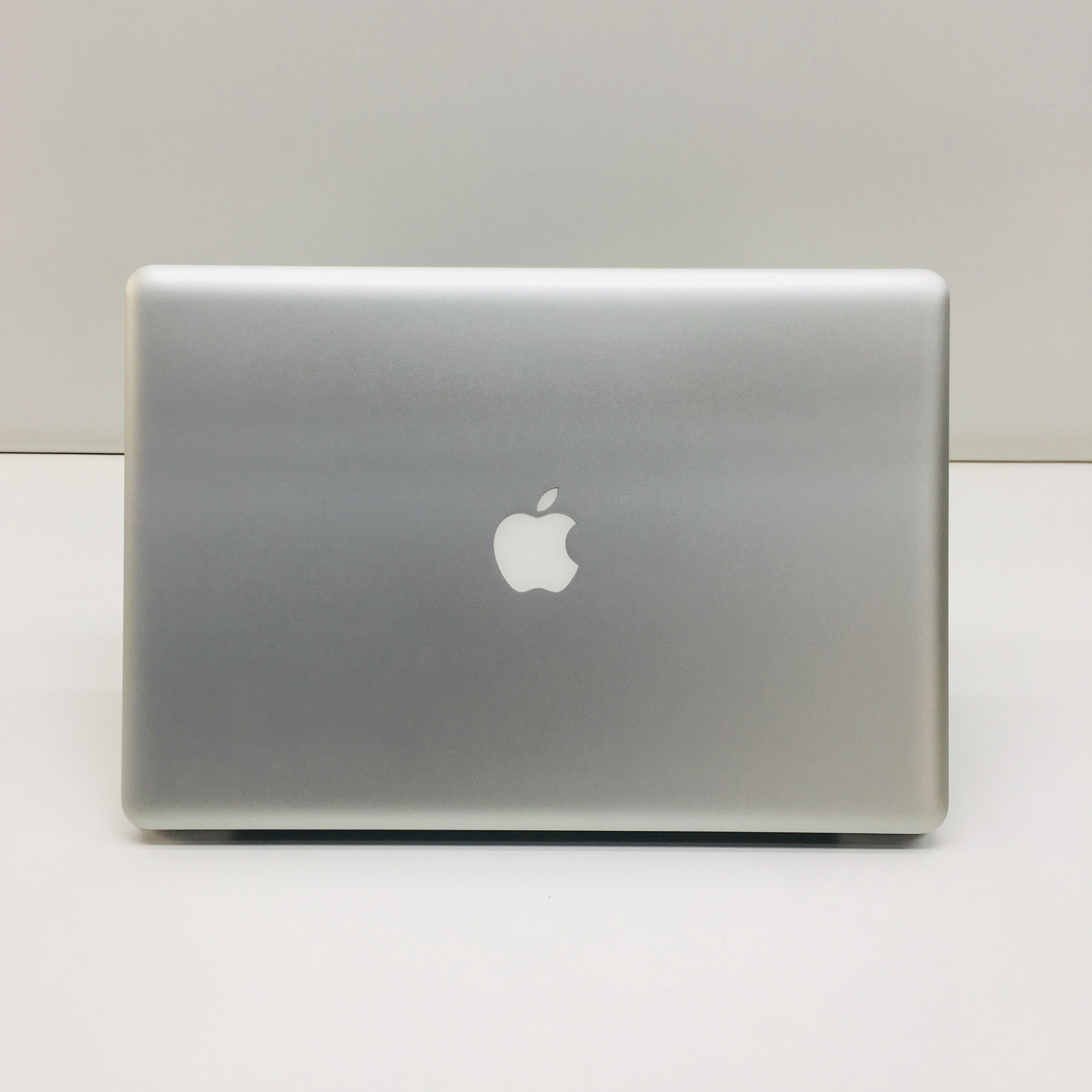 macbook pro intel core 2 duo 2.4 ghz