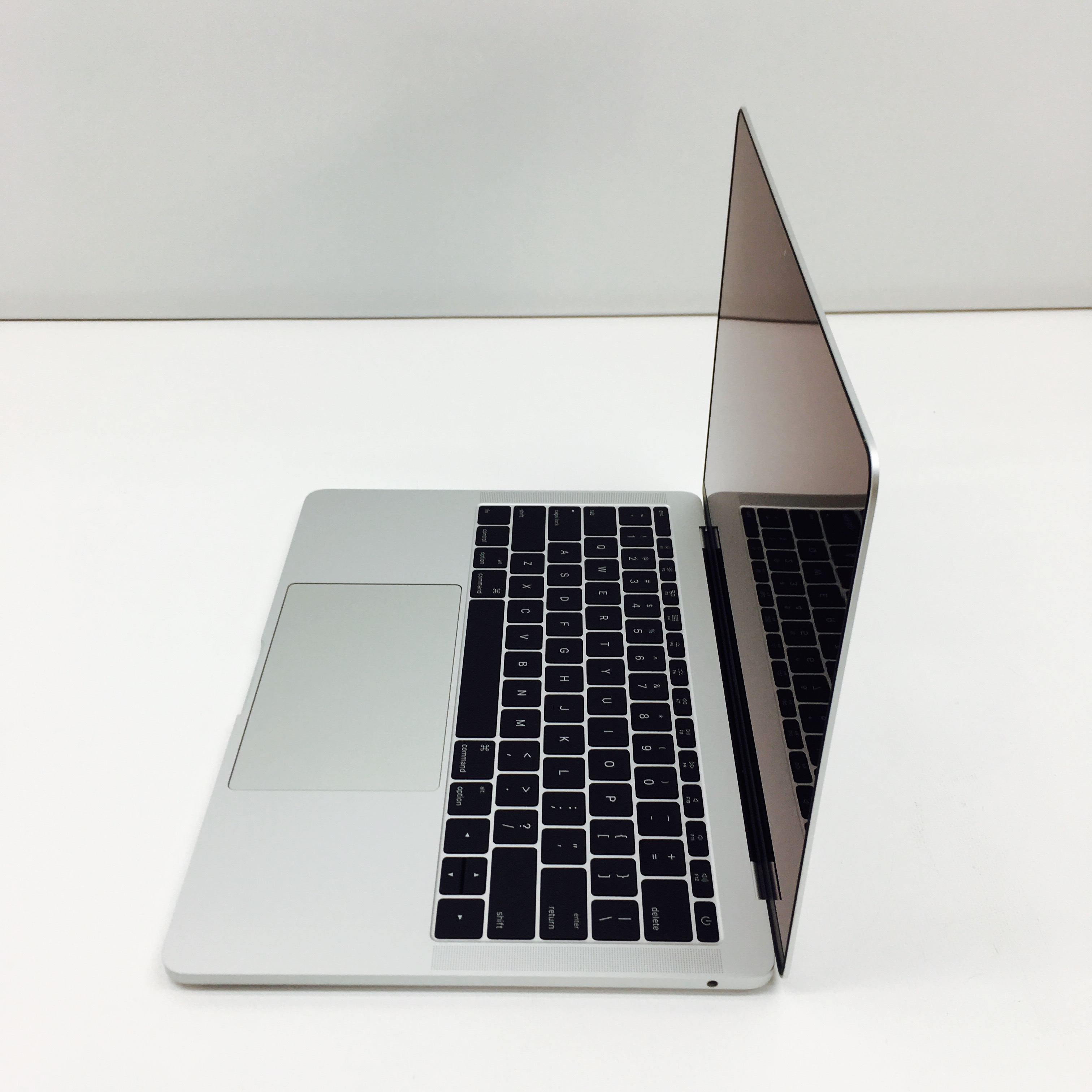 Fully Refurbished Macbook Pro 13 Late 16 Intel Core I5 2 0ghz 8gb 1867mhz 256gb Ssd Mresell Com Au Fully Refurbished Macbook Pro 13 Late 16 Intel Core I5 2 0ghz 8gb 1867mhz 256gb Ssd Mresell Com Au
