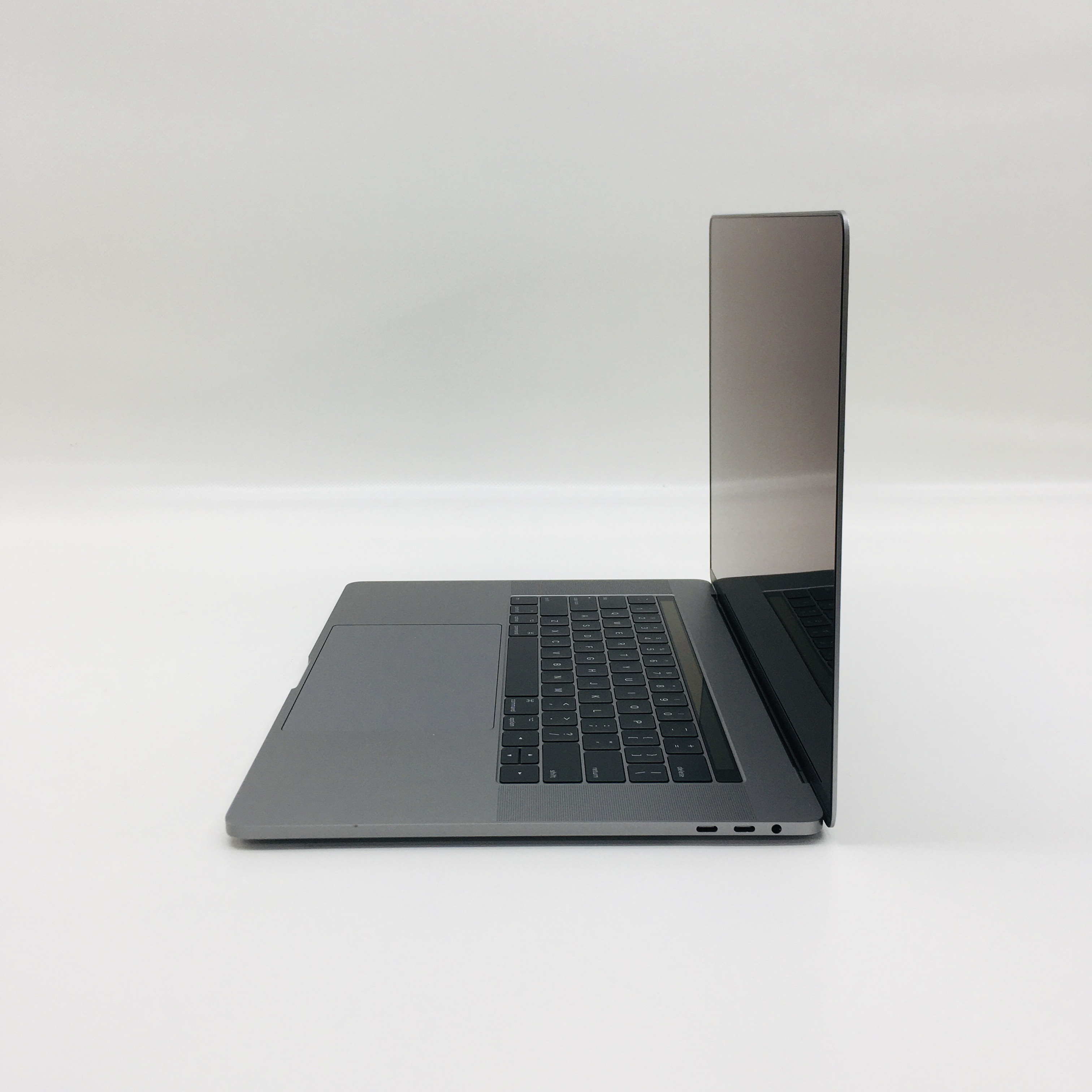 refurbished macbook pro 2017 15 inch