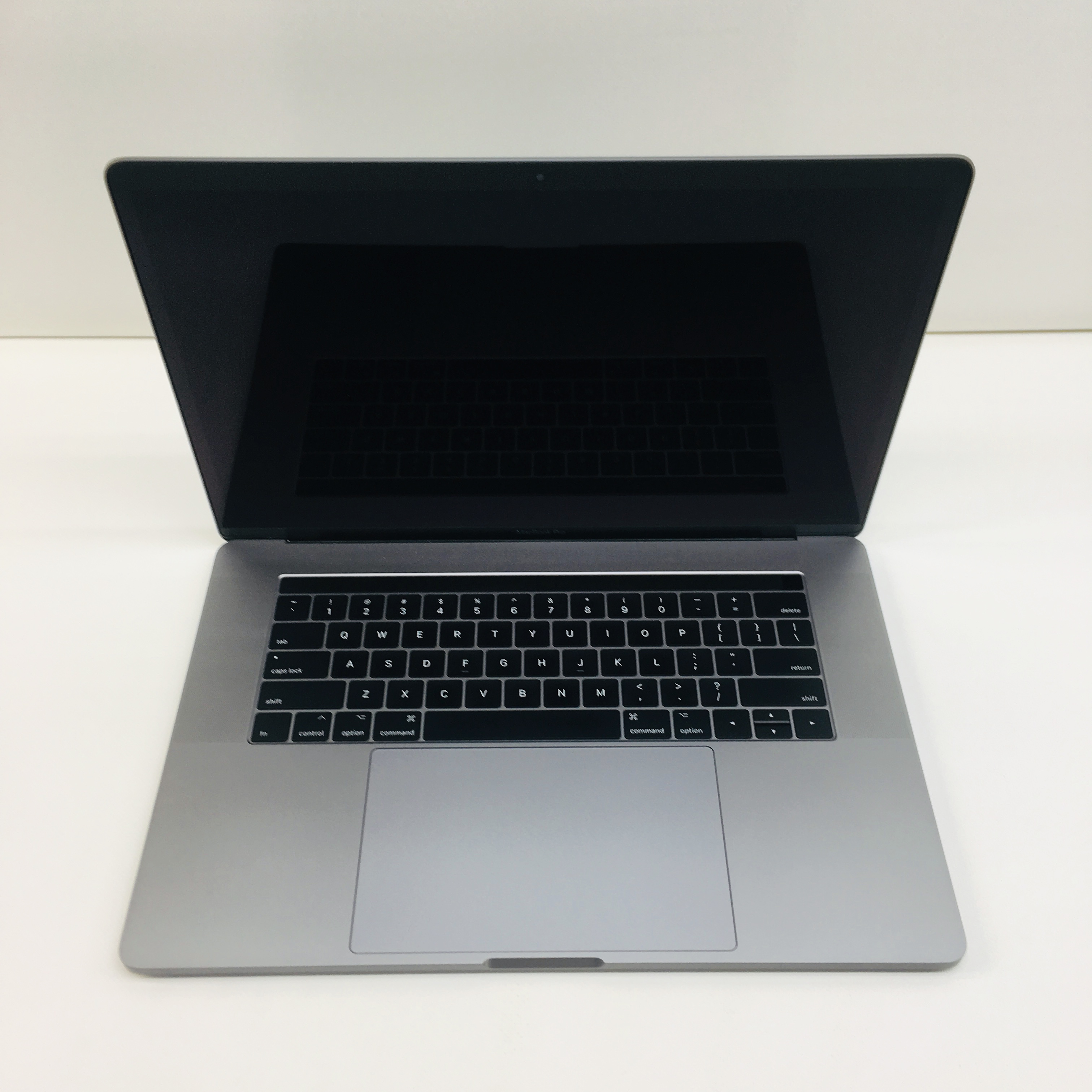 macbook pro mid 2017 with touch bar