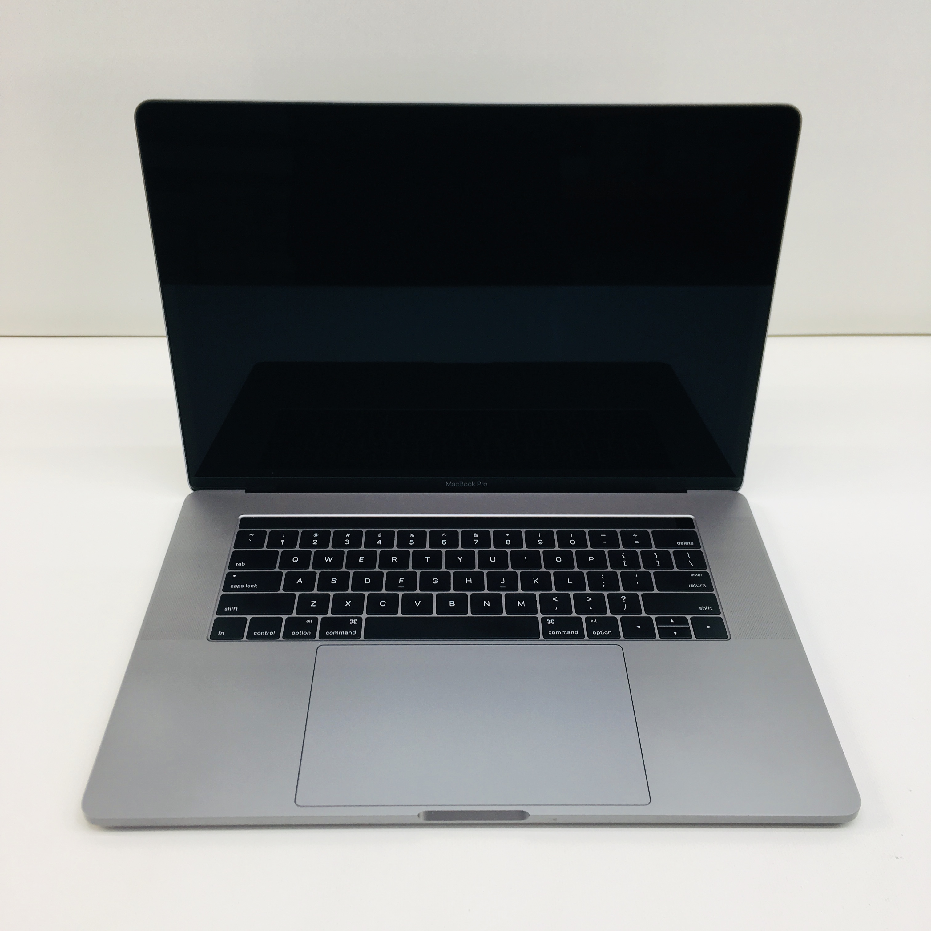 macbook pro 2019 15 inch refurbished