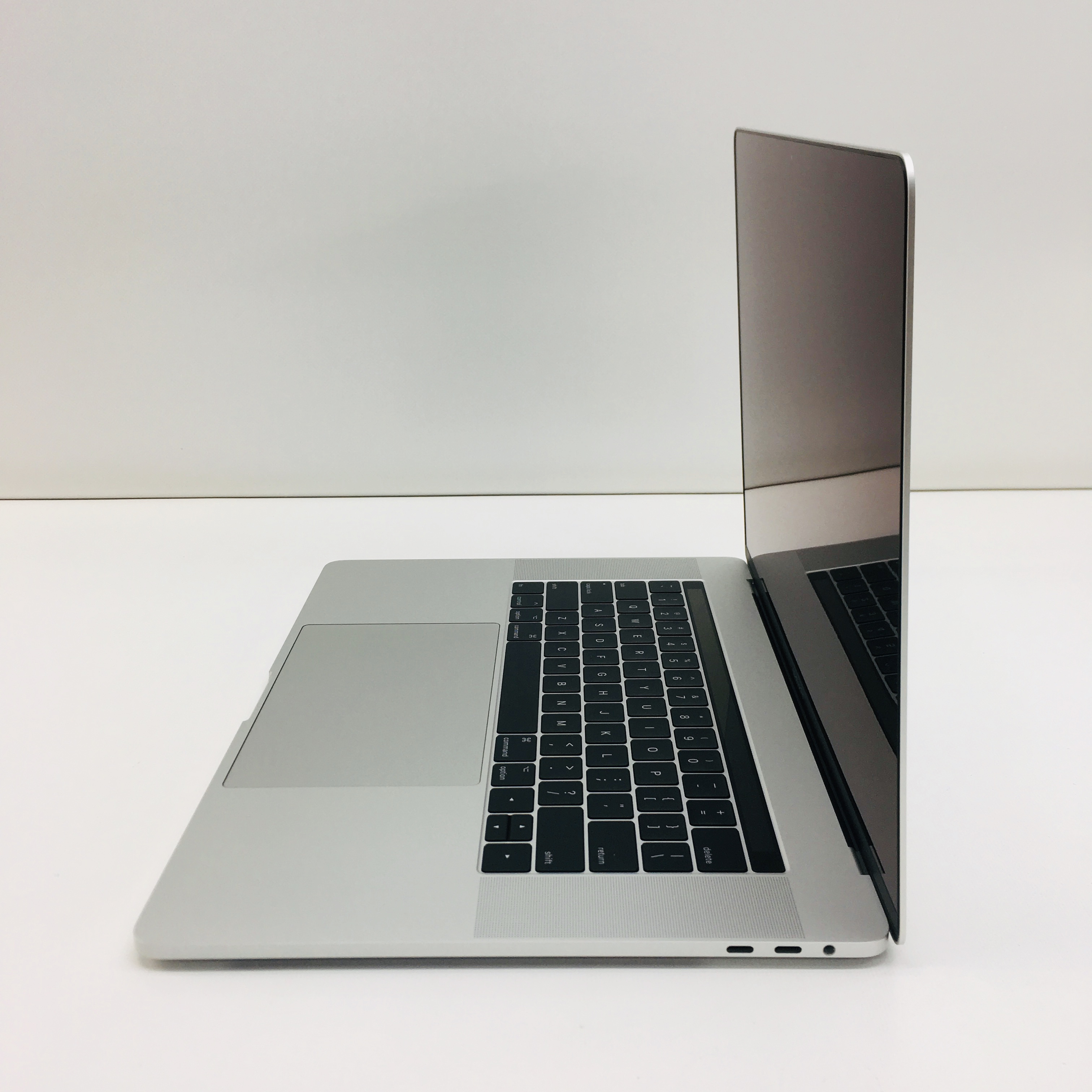 macbook pro mid 2017 15 inch keyboard