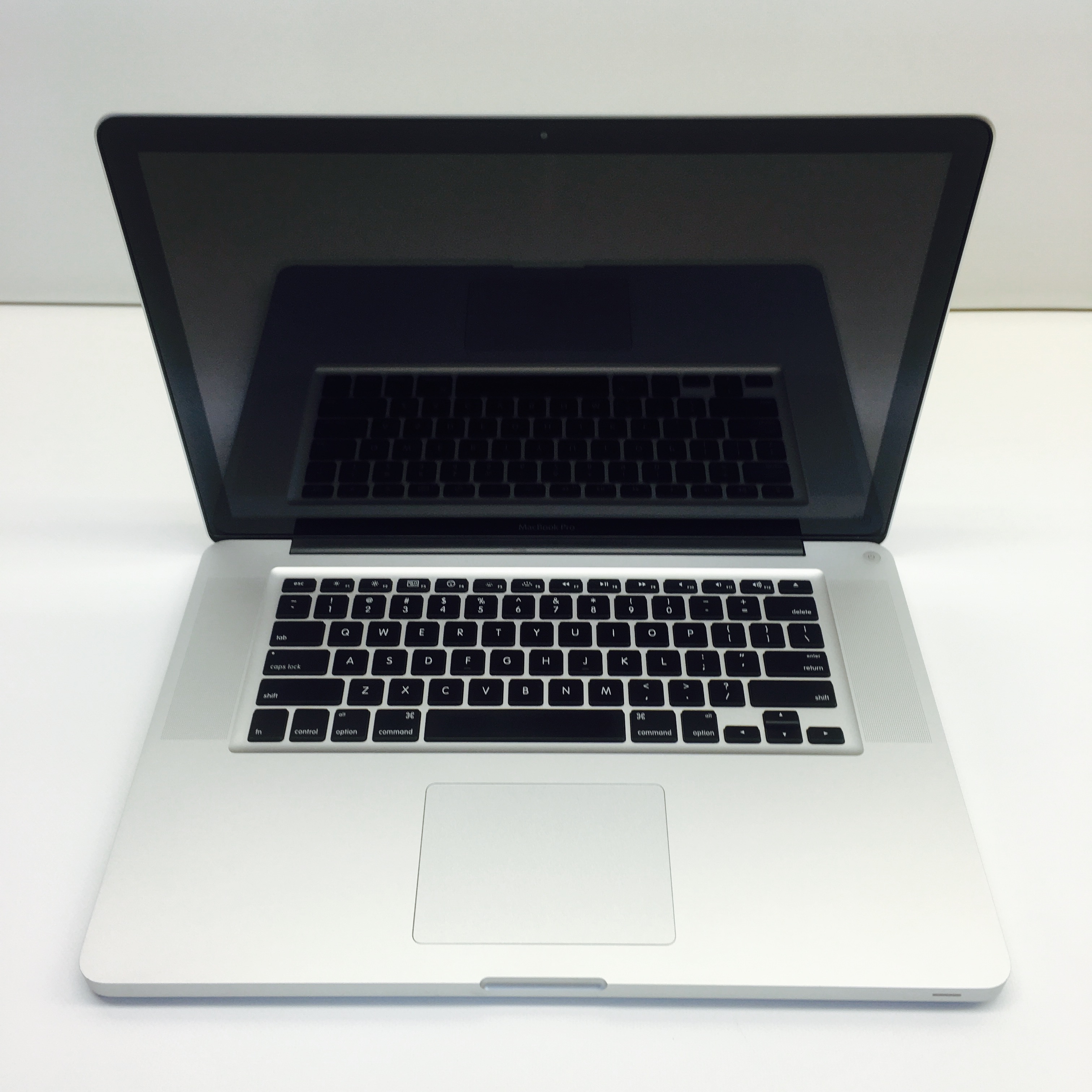 15 macbook pro used