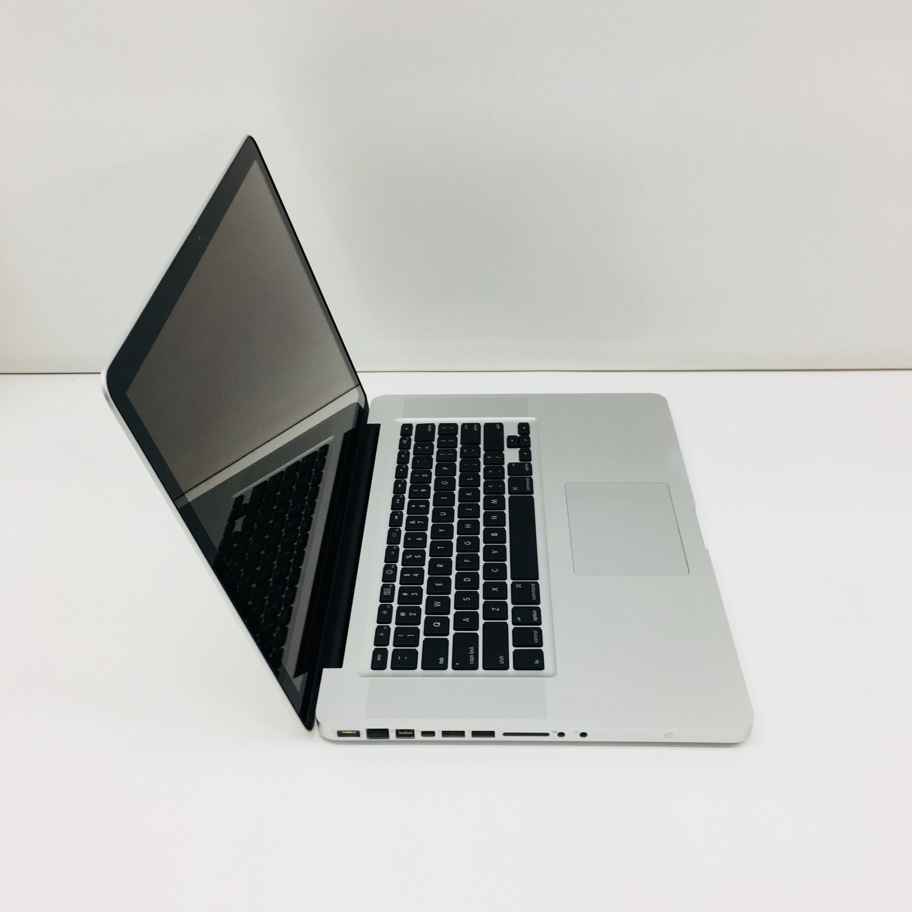 Fully Refurbished MacBook Pro 15" Mid 2009 INTEL CORE 2 DUO 2.66GHZ ...