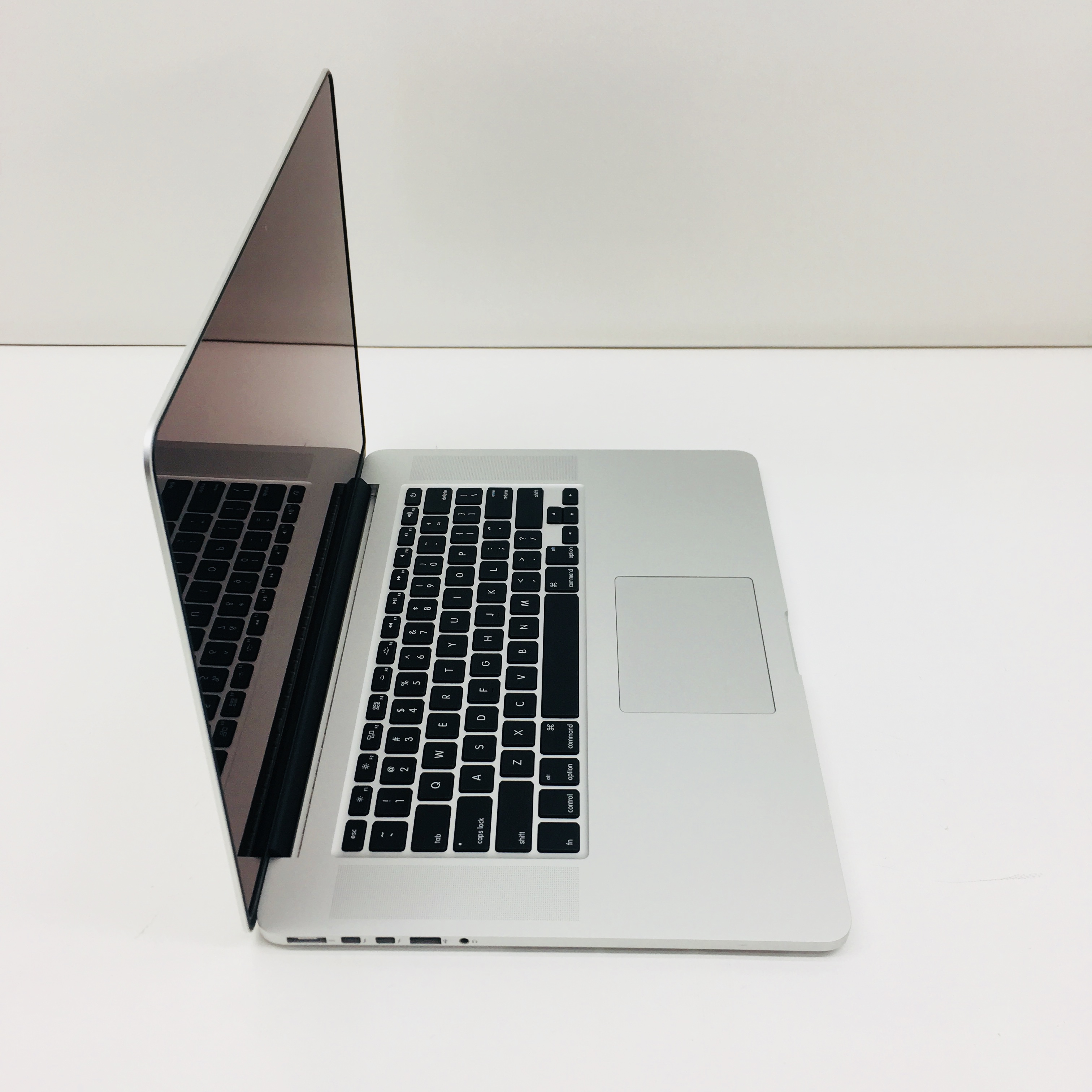 mresell macbook pro 2015