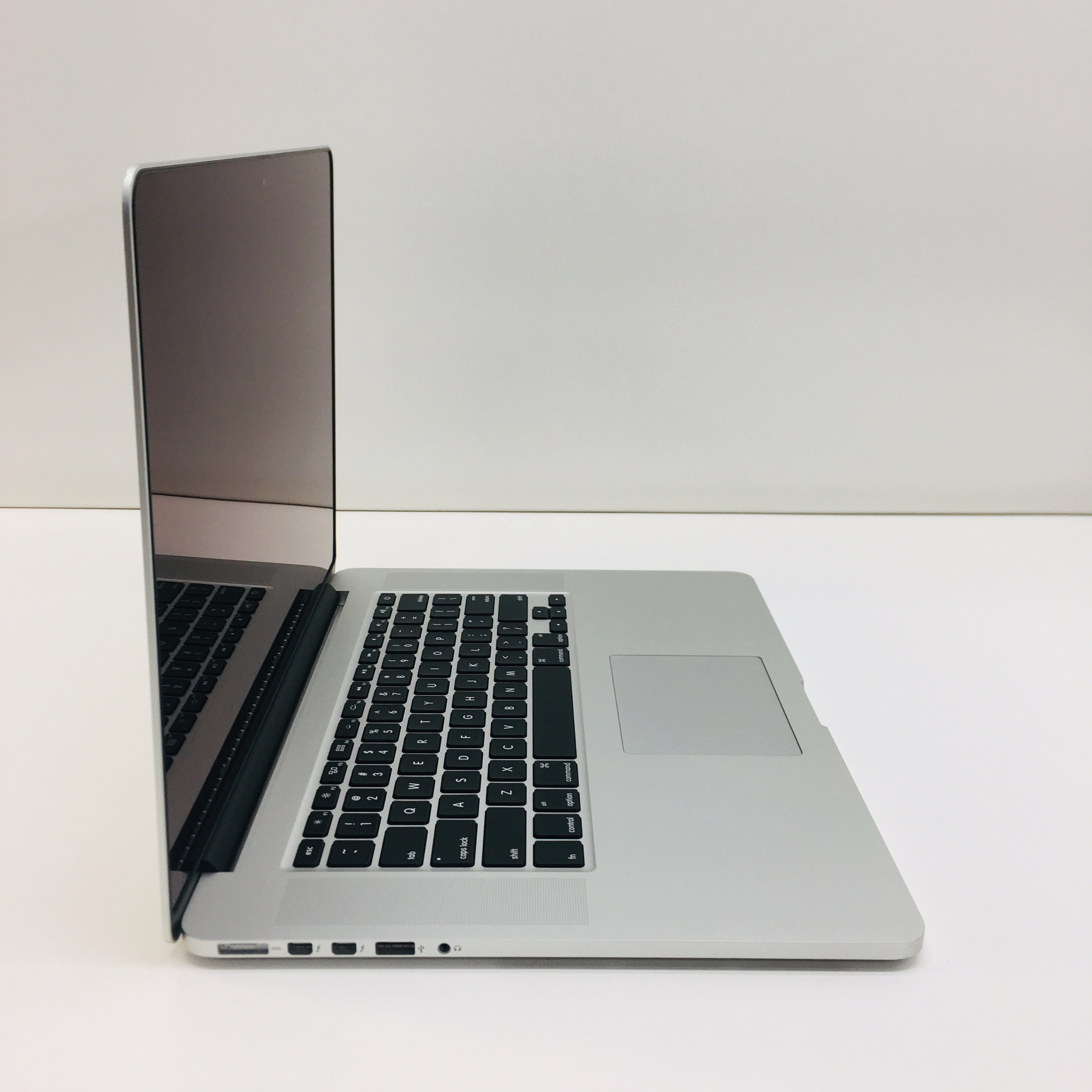 macbook pro 2015 refurbished