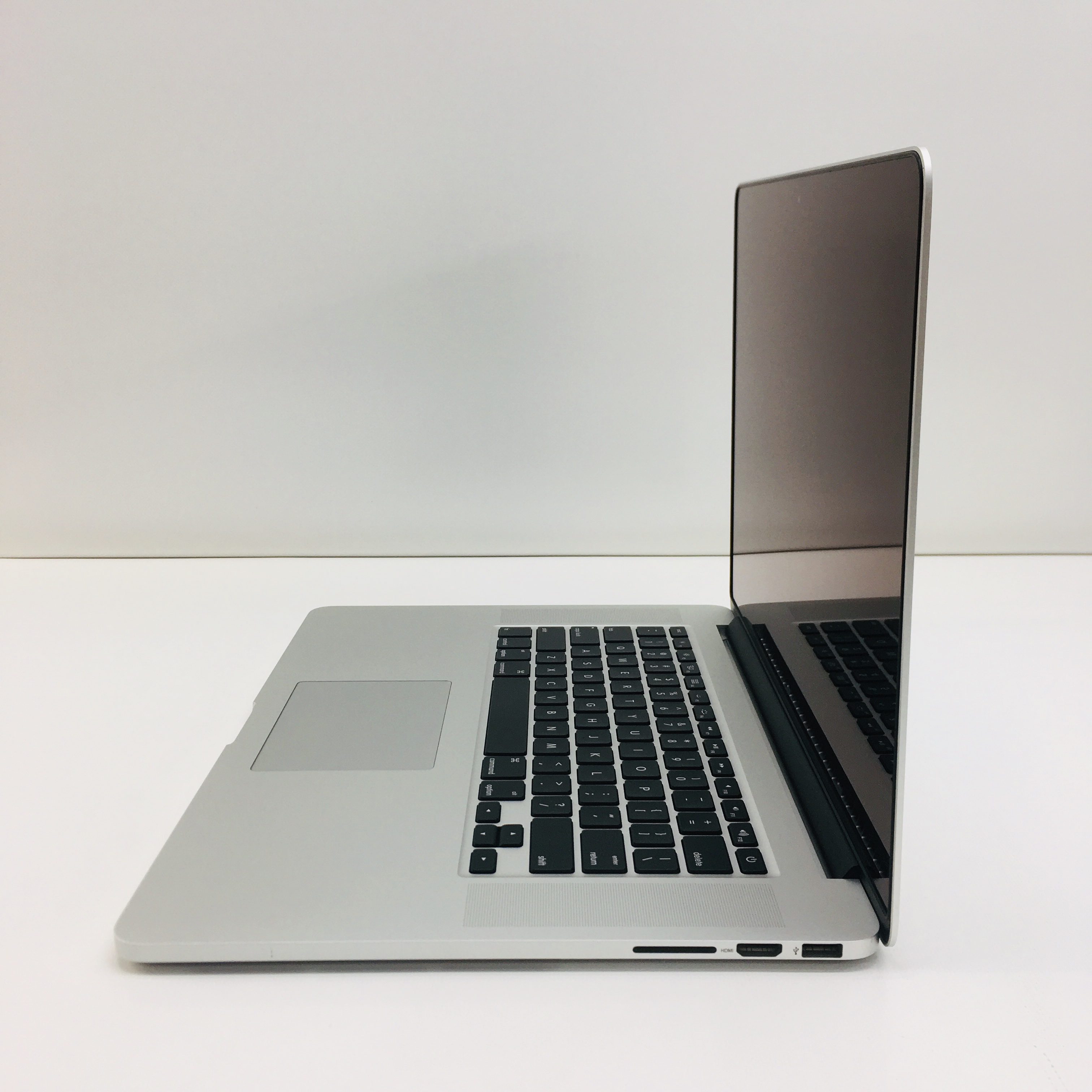 buy used macbook pro 2015