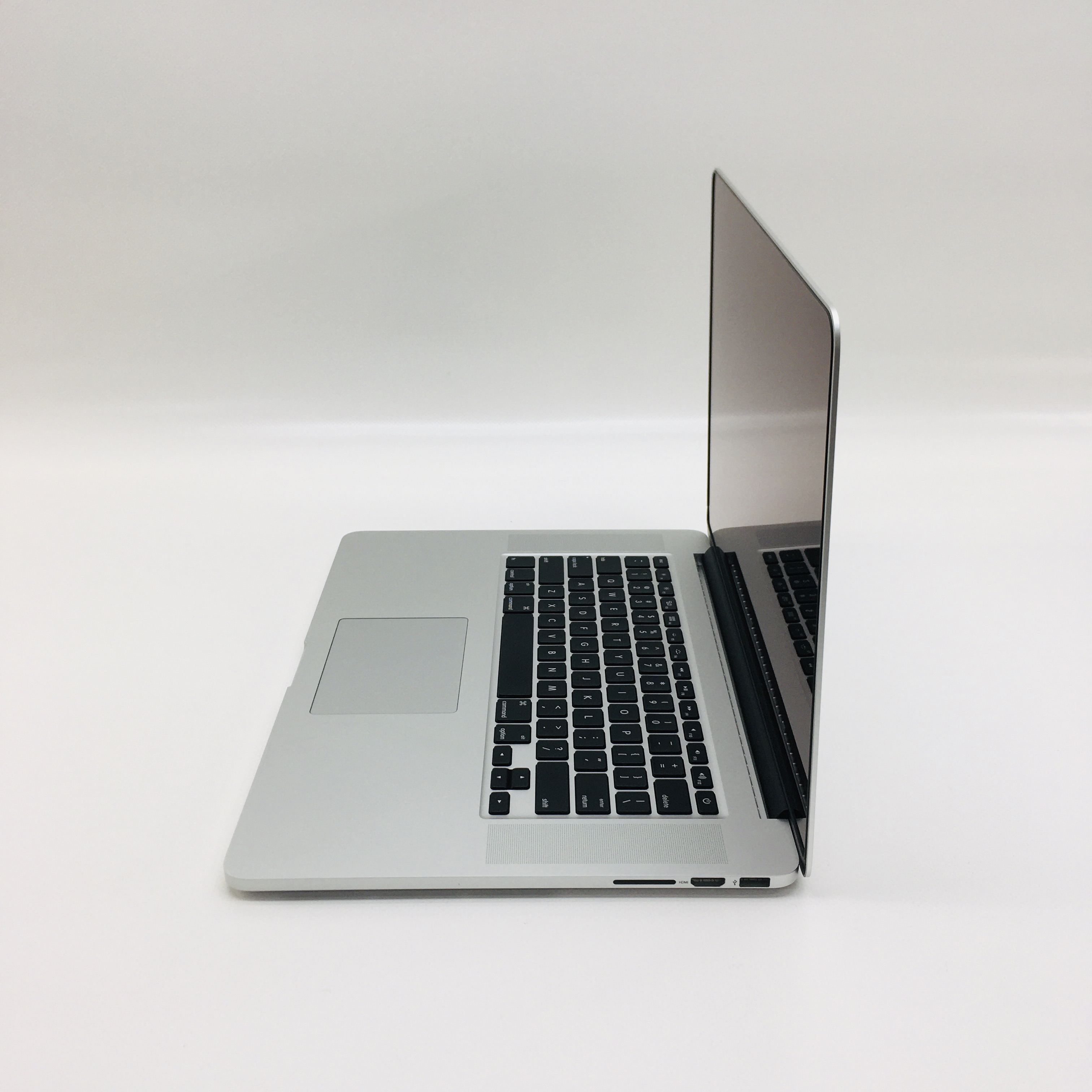 refurbished macbook pro 15 2015