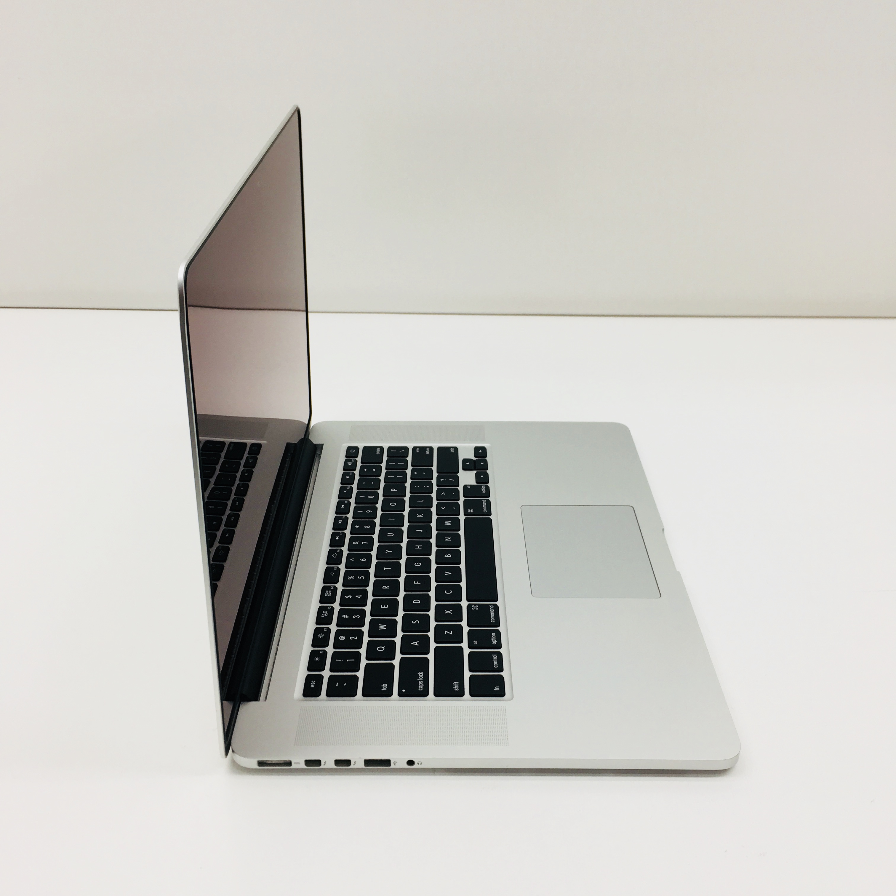 mid 2015 macbook pro used