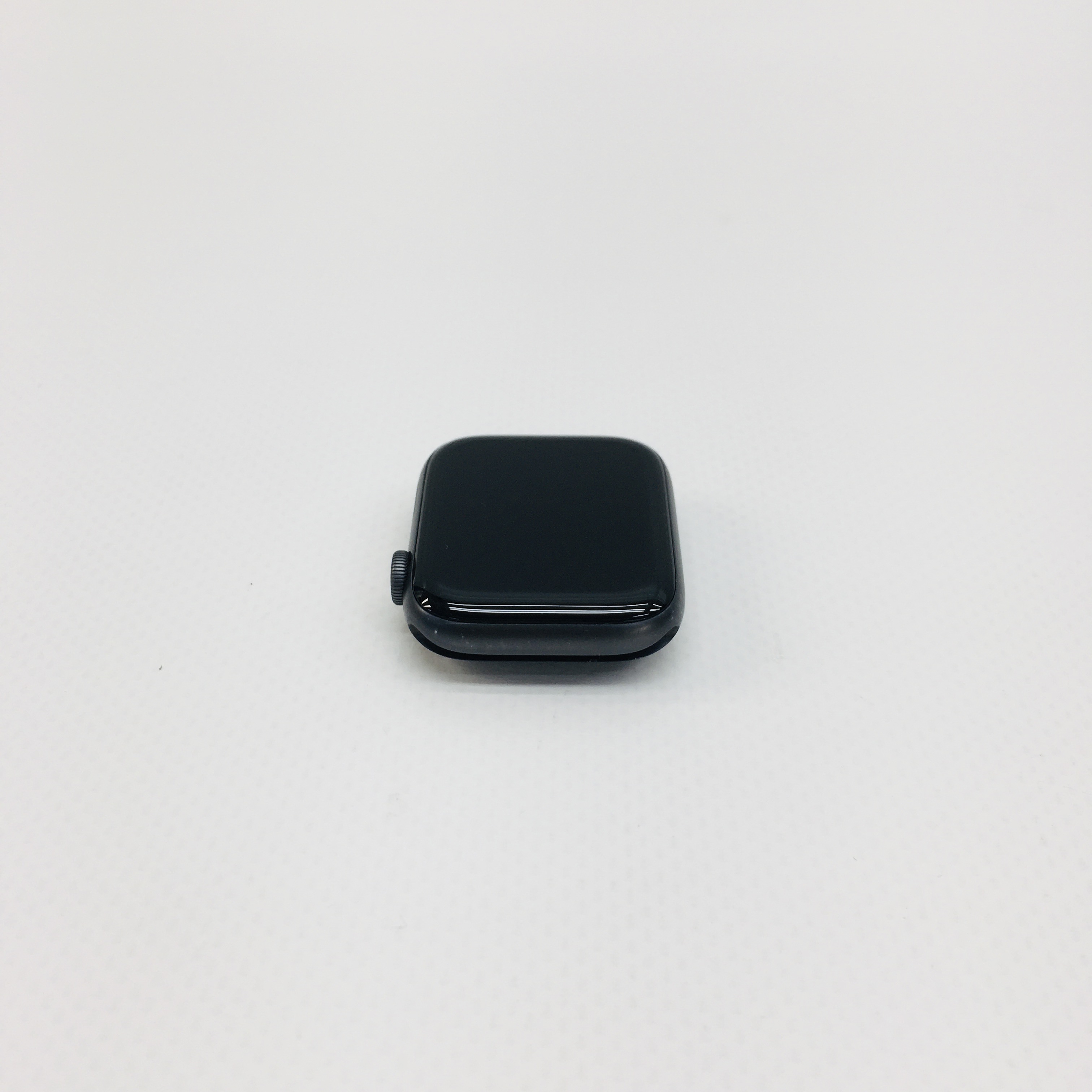 series 4 cellular 44mm