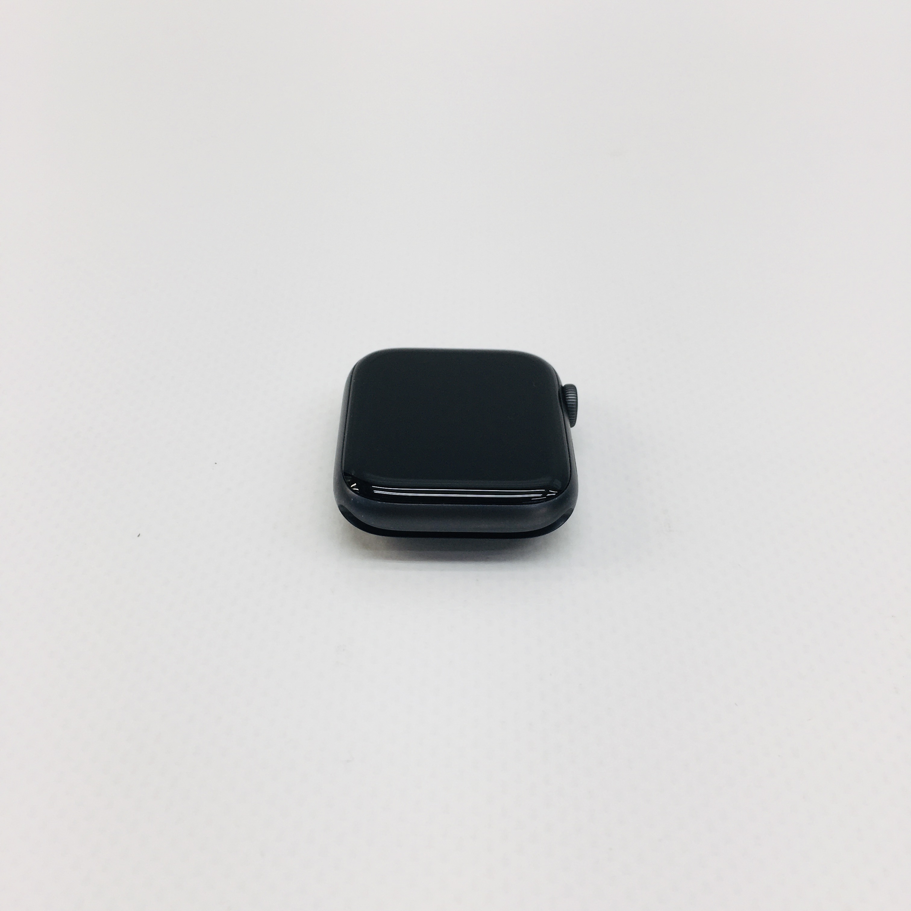 series 4 cellular 44mm